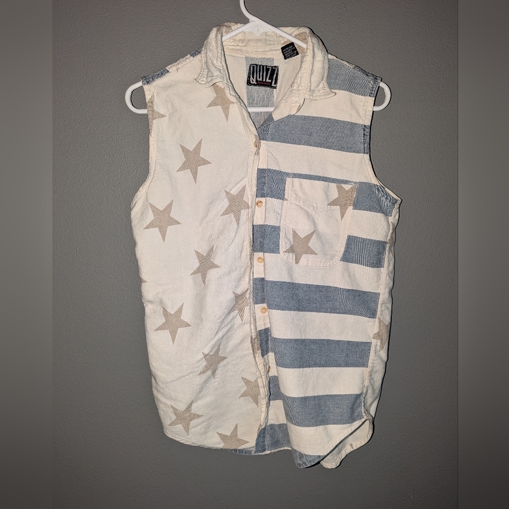 Vintage Quizz 100% Cotton Button Front Sleeveless Top. American Flag Theme.